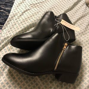Black ankle booties